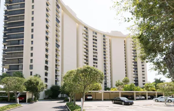 2480 Presidential Way #1703, West Palm Beach, FL 33401