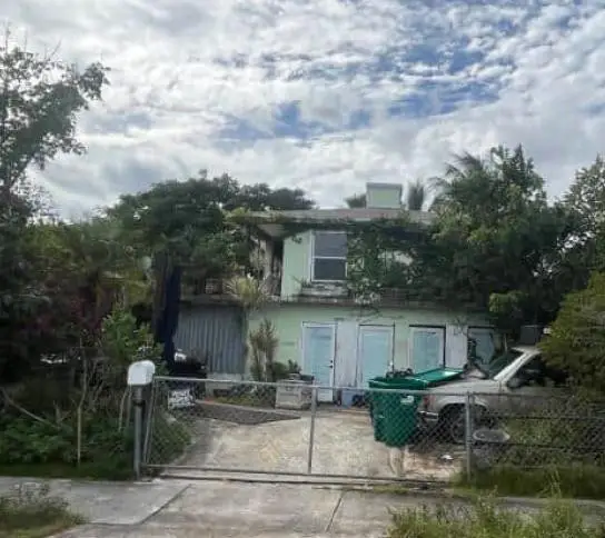15730 SW 102nd Court, Miami, FL 33157