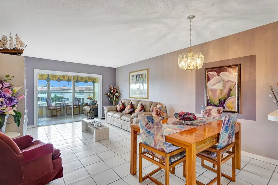 4800 NW 35th Street #612, Lauderdale Lakes, FL 33319 - #3