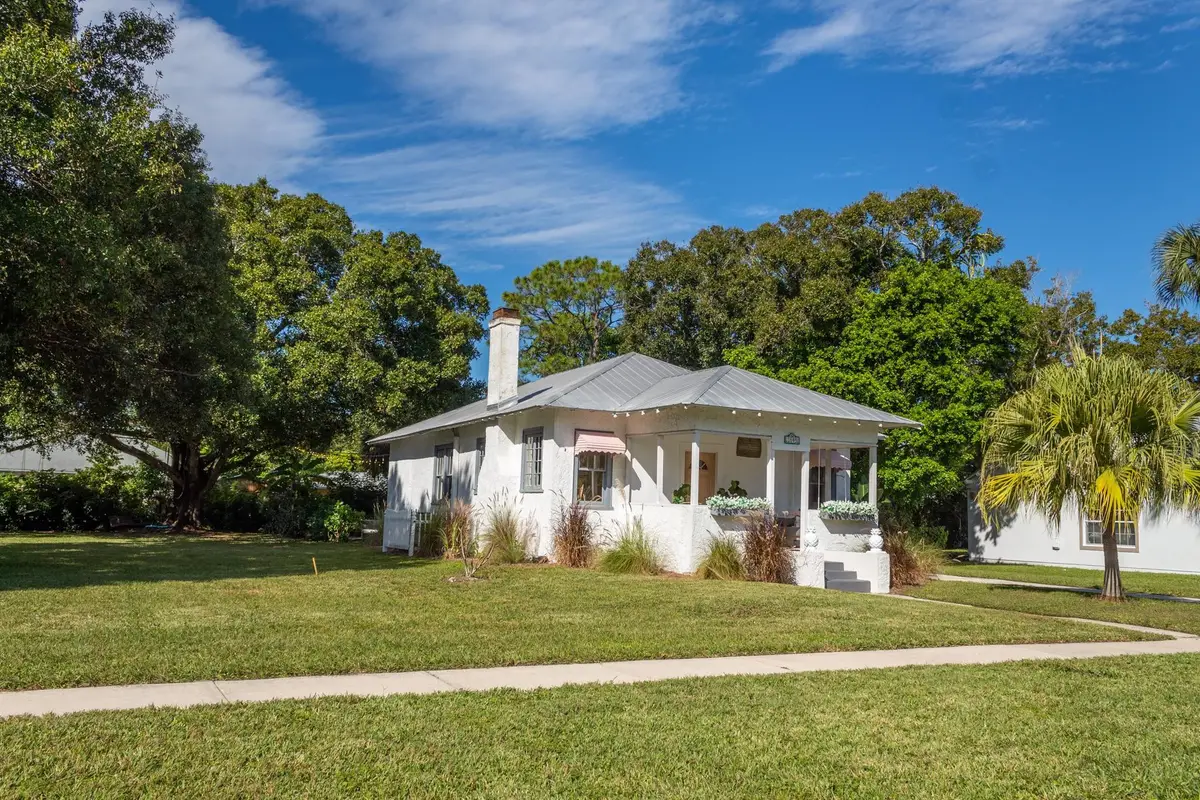 1645 34th Avenue, Vero Beach, FL 32960 - #1