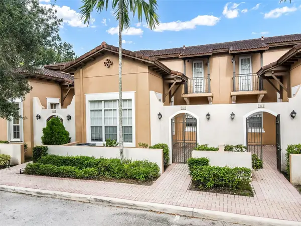 1061 SW 147th Terrace, Pembroke Pines, FL 33027