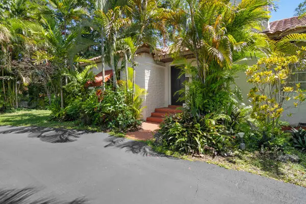 54 NE 103rd Street, Miami Shores, FL 33138 - #2