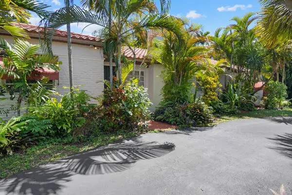 54 NE 103rd Street, Miami Shores, FL 33138 - #3