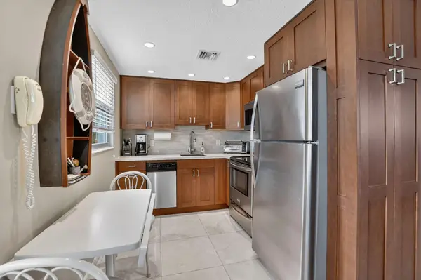 3020 Islewood D #3020, Deerfield Beach, FL 33442