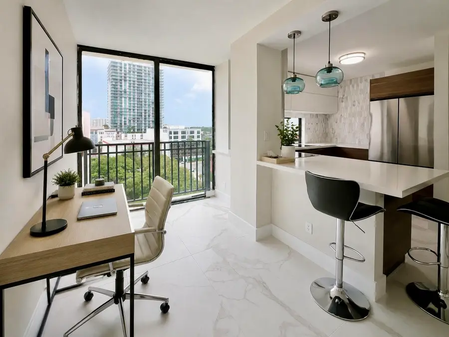 16919 N Bay Road #911, Sunny Isles Beach, FL 33160 - #2