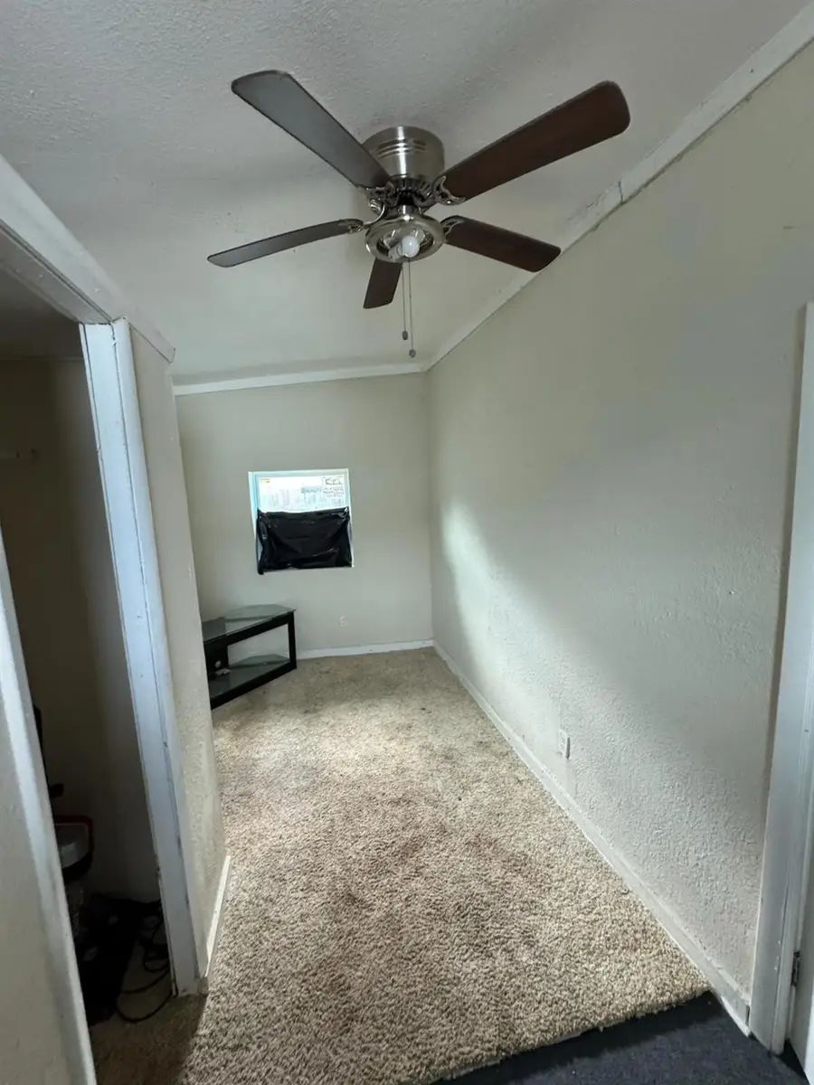 812 N 17th Street, Fort Pierce, FL 34950 - #3