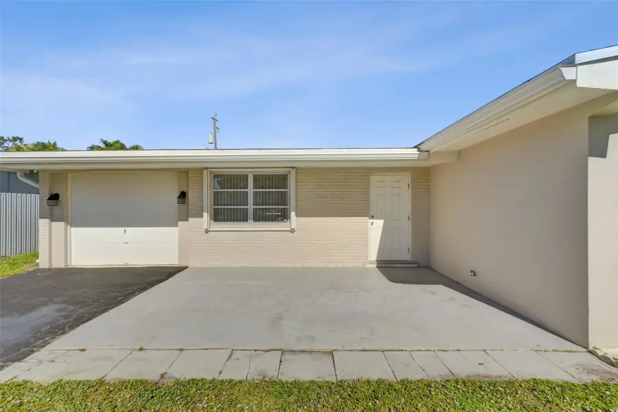 8211 NW 10th Street, Pembroke Pines, FL 33024 - #3