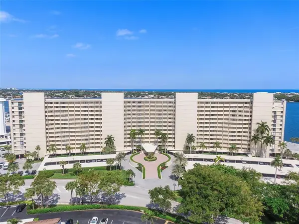 136 Lakeshore Drive #T10, North Palm Beach, FL 33408
