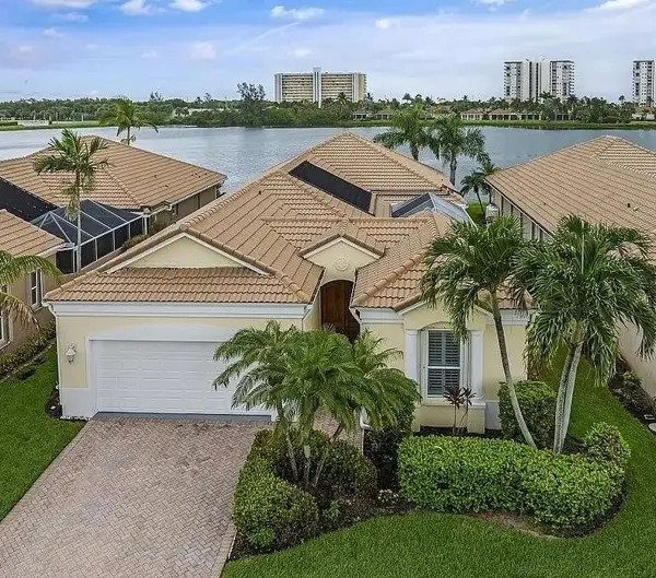 3308 Caracal Drive, Hutchinson Island, FL 34949