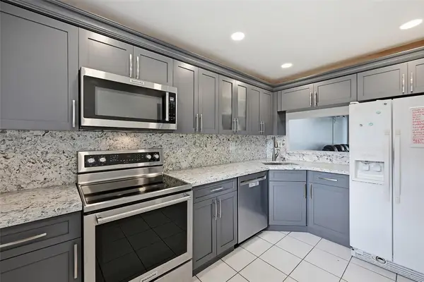 7500 NW 17th Street #110, Plantation, FL 33313