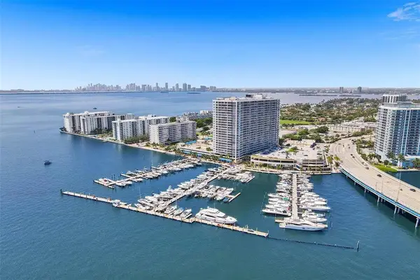 7601 E Treasure Drive #1524, North Bay Village, FL 33141