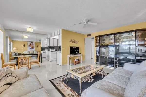 4037 Swansea B #4037, Deerfield Beach, FL 33442