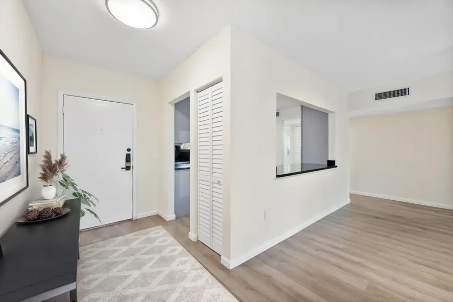 19986 NE 5th Court #4d, Miami, FL 33179 - #3