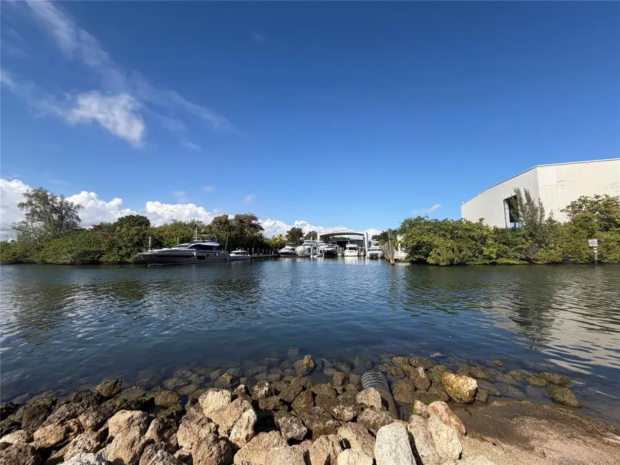 206 NE 5th Avenue, Dania Beach, FL 33004 - #2