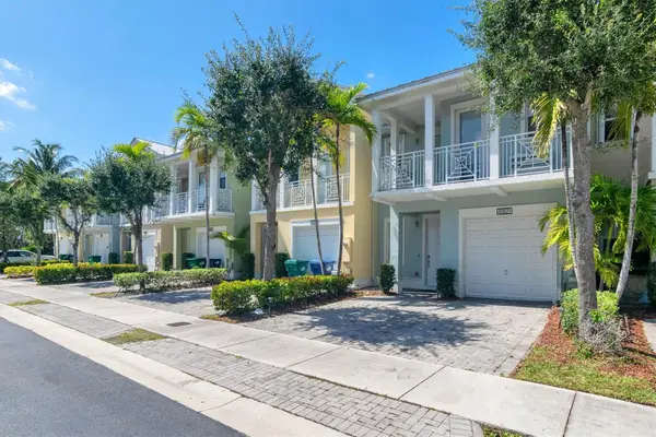 10821 NW 76th Lane #10821, Doral, FL 33178