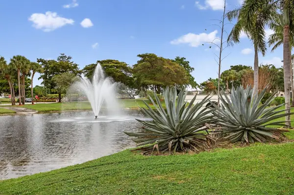 2501 Antigua Terrace #D1, Coconut Creek, FL 33066