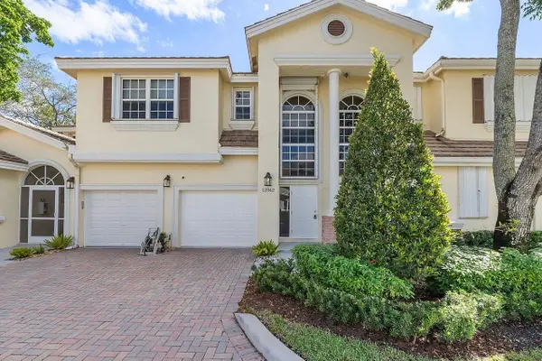 12342 NW 10th Drive #D-9, Coral Springs, FL 33071
