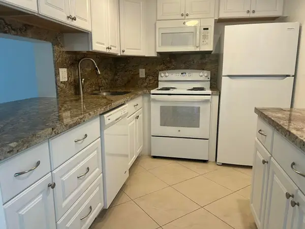 2615 NE 3rd Court #213, Boynton Beach, FL 33435