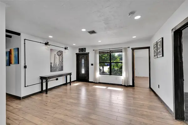 6881 SW 2nd Street, Pembroke Pines, FL 33023