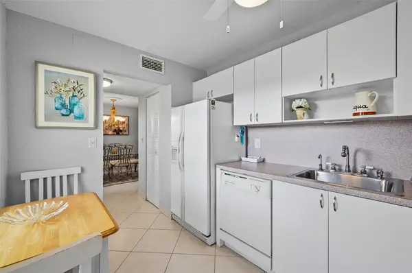 3990 NW 42nd Avenue #305, Lauderdale Lakes, FL 33319