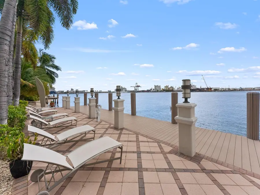 1965 SE 21st Avenue, Fort Lauderdale, FL 33316 - #3