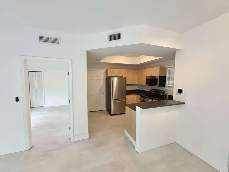 7516 NE 1st Avenue #302, Miami, FL 33138 - #3