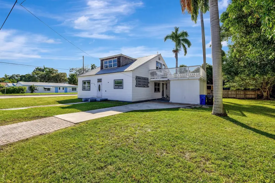 901 W Las Olas Boulevard, Fort Lauderdale, FL 33312 - #3