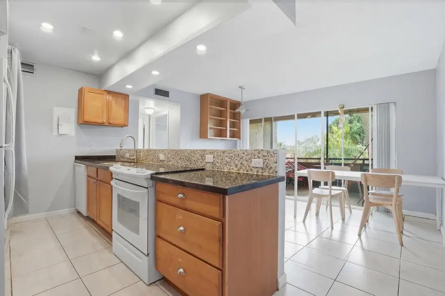 5218 NE 6th Avenue #G2, Oakland Park, FL 33334 - #2