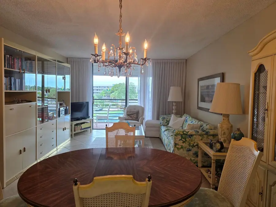 1001 Colony Point Circle #405, Pembroke Pines, FL 33026 - #3