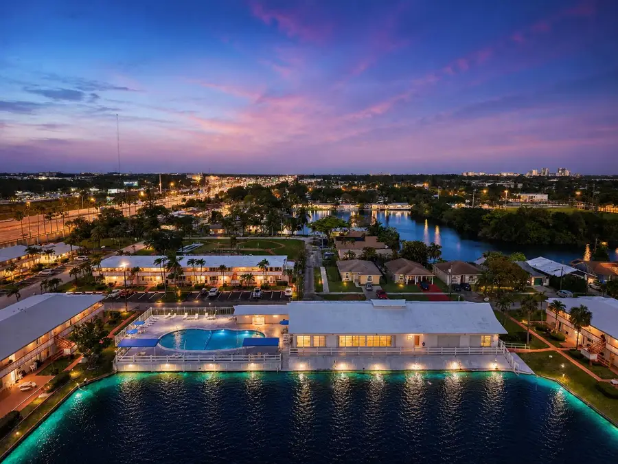 1000 SW 10th Avenue #9, Hallandale Beach, FL 33009 - #2