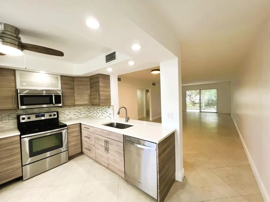 3001 Portofino Isle #E2, Coconut Creek, FL 33066 - #2