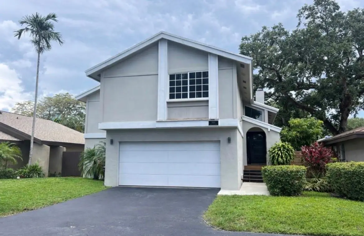 4104 N 49th Avenue, Hollywood, FL 33021 - #1
