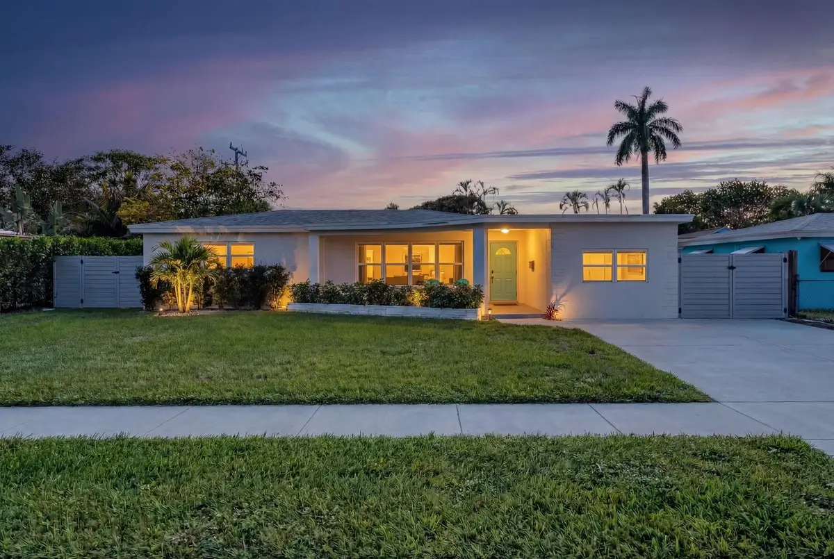 190 NE 21st Street, Boca Raton, FL 33431 - #1