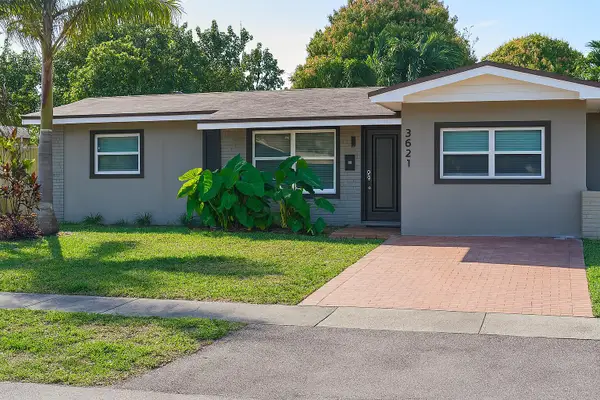 3621 NW 35th Way, Lauderdale Lakes, FL 33309
