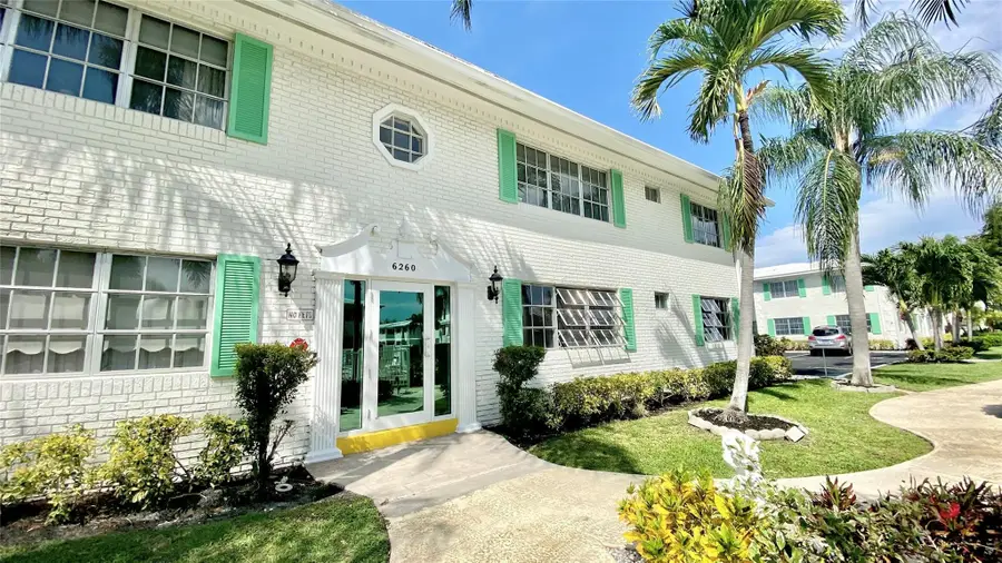 6263 NE 19th Avenue #906, Fort Lauderdale, FL 33308 - #2