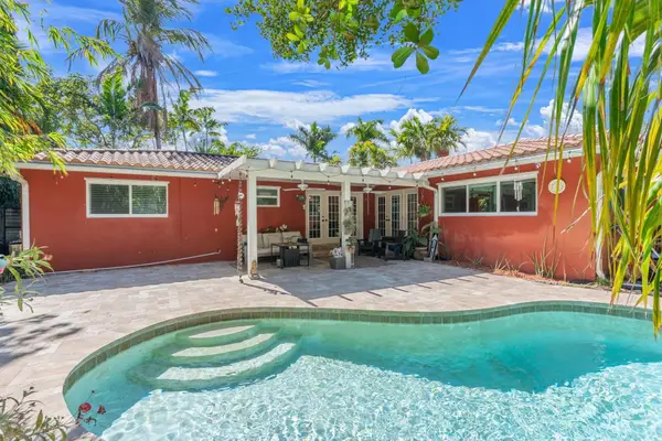 2956 NW 6th Terrace, Wilton Manors, FL 33311