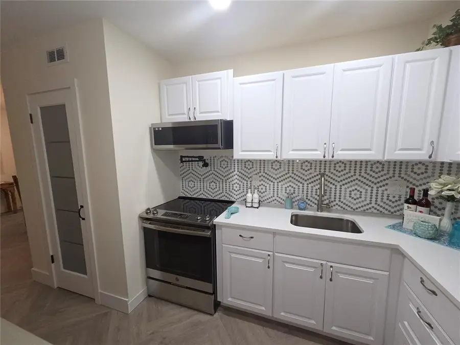 659 W Oakland Park Boulevard #218-c, Wilton Manors, FL 33311 - #3