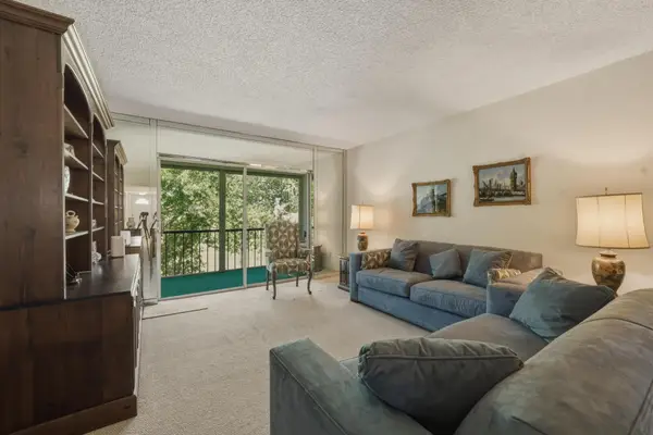 8970 S Hollybrook Boulevard #308, Pembroke Pines, FL 33025