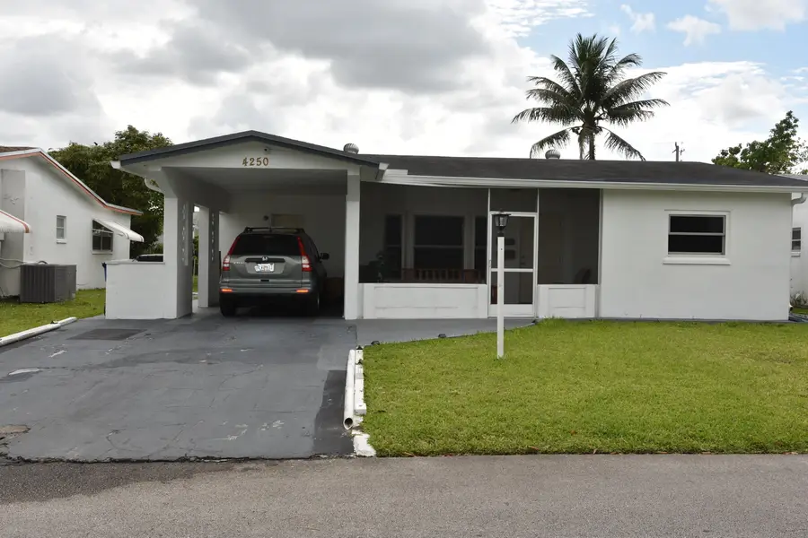 4250 NW 49th Terrace, Lauderdale Lakes, FL 33319 - #3