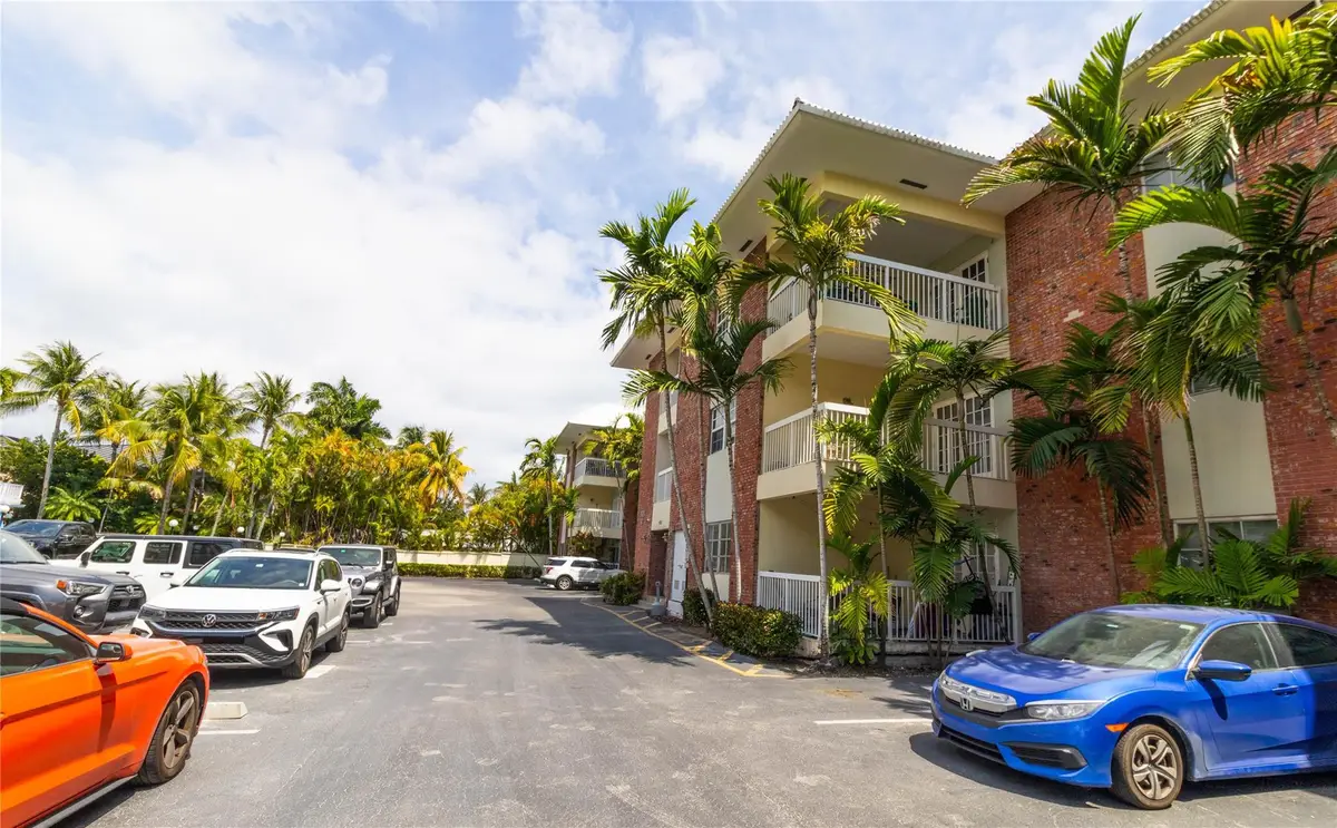 2424 SE 17th Street #305B, Fort Lauderdale, FL 33316 - #1