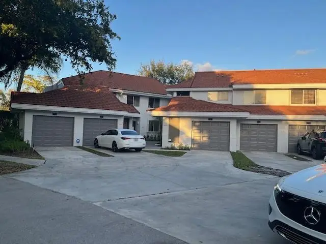 992 NW 93rd Avenue #18d, Plantation, FL 33324 - #2