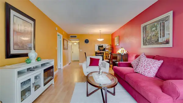 3150 Holiday Springs Boulevard #311, Margate, FL 33063