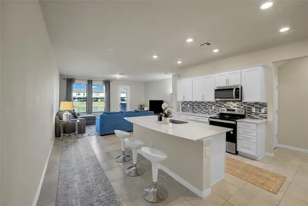 2293 S Appleton Circle, Oakland Park, FL 33309