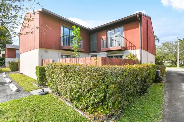 4350 Lilac Street #B, Palm Beach Gardens, FL 33410