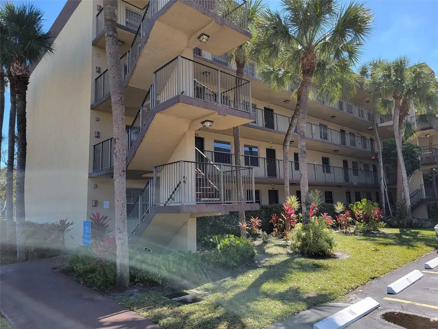 3121 NW 47th Terrace #403, Lauderdale Lakes, FL 33319 - #3