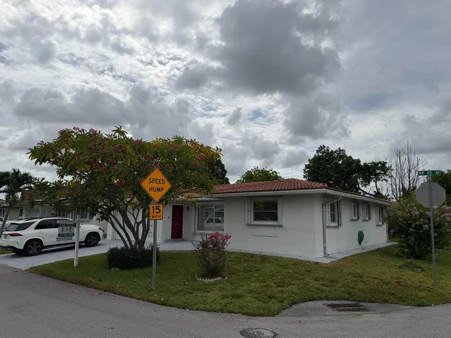4958 NW 48th Avenue, Tamarac, FL 33319 - #3