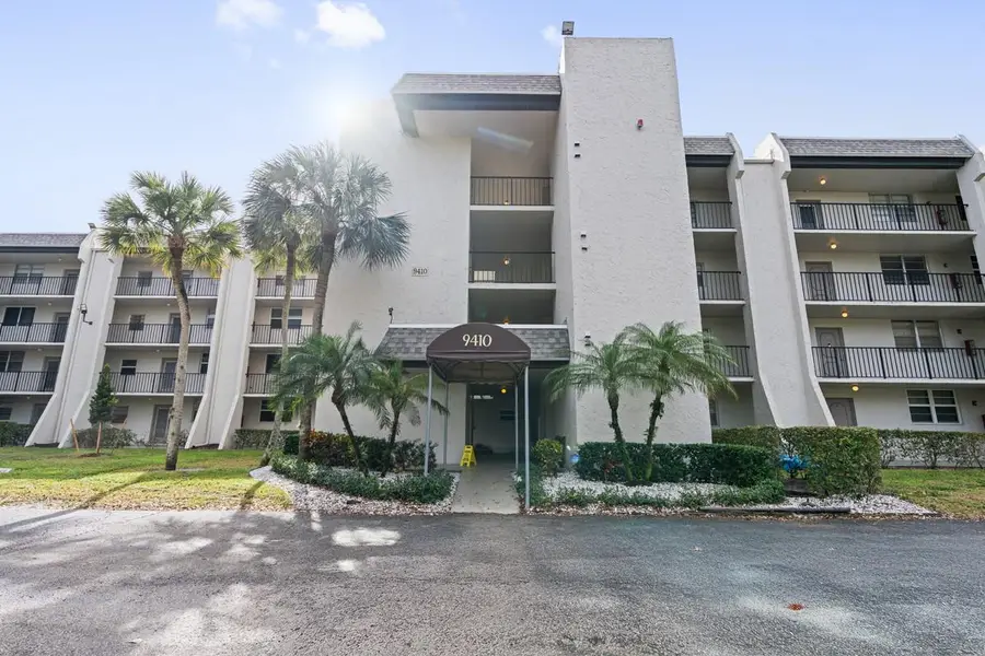 9410 Poinciana Place #108, Davie, FL 33324 - #2