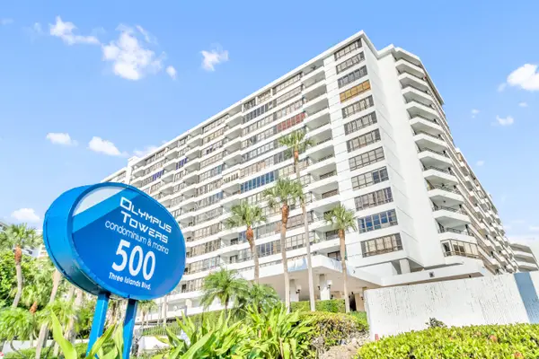 500 Three Islands Boulevard #109, Hallandale Beach, FL 33009