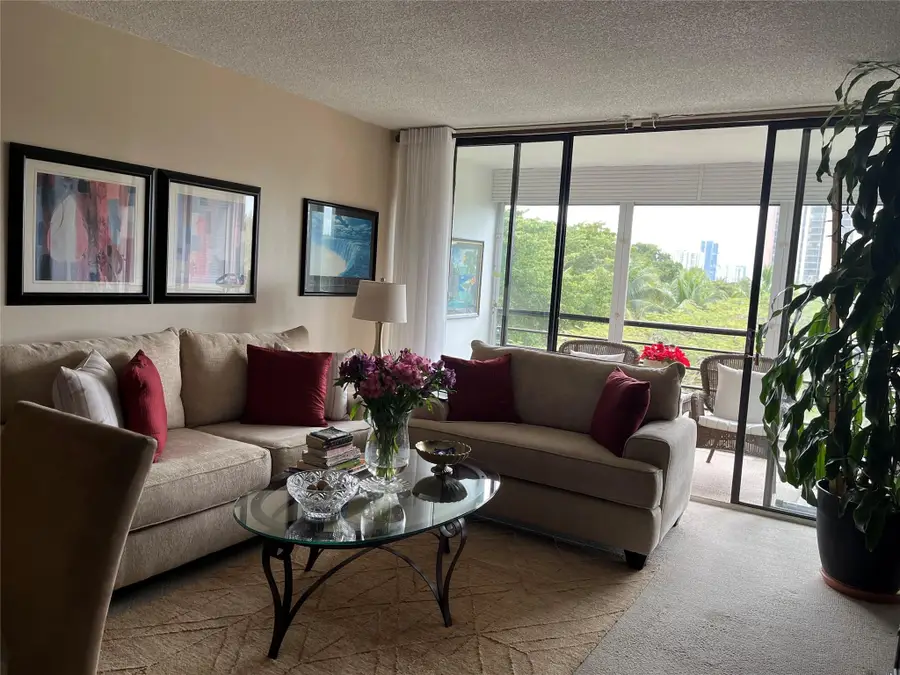 20500 W Country Club Drive #416, Aventura, FL 33180 - #2