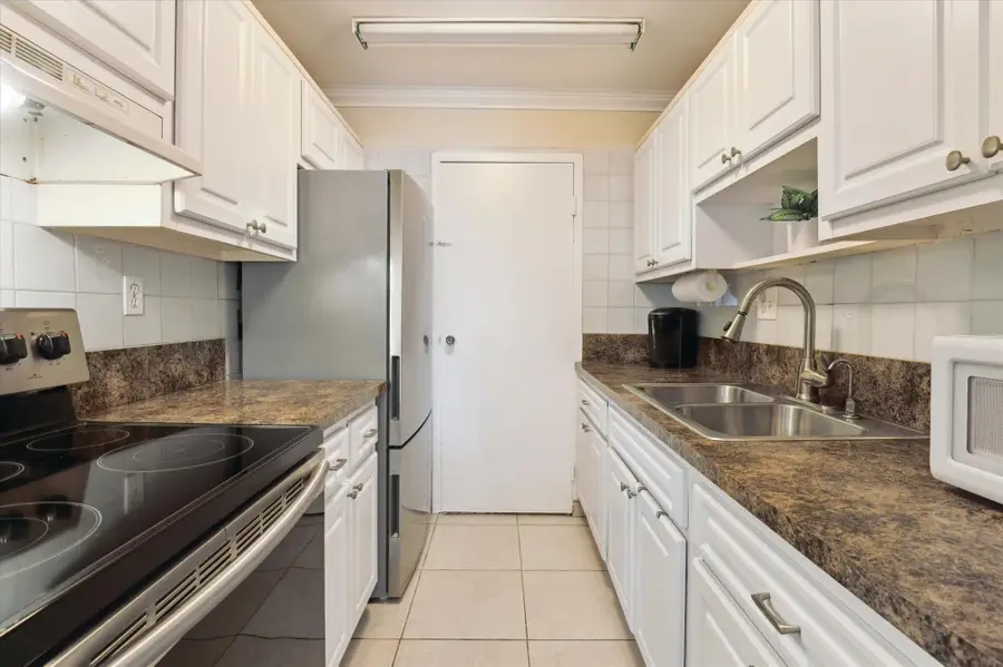 720 Orton Avenue #206, Fort Lauderdale, FL 33304 - #2
